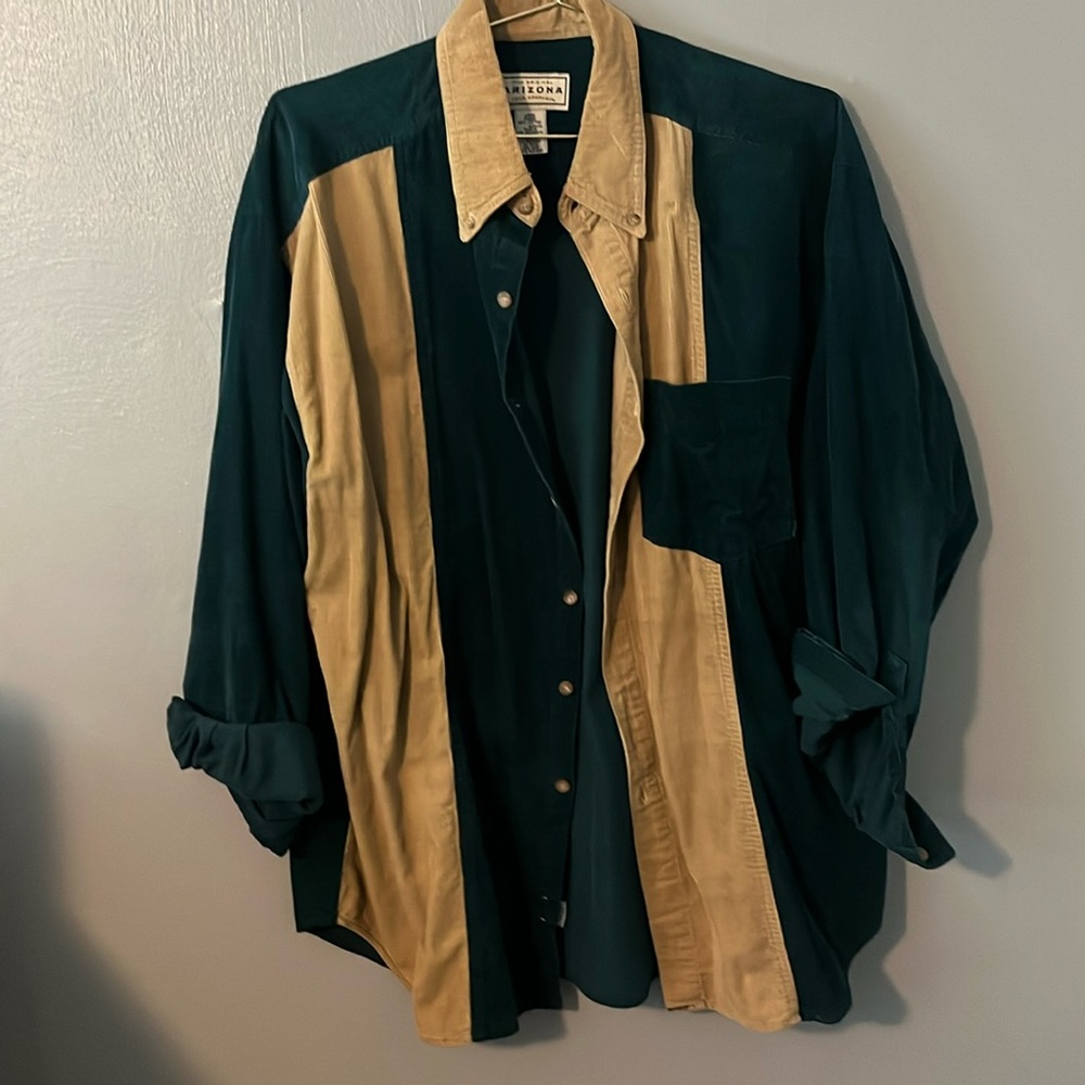 Arizona Corduroy Button Up